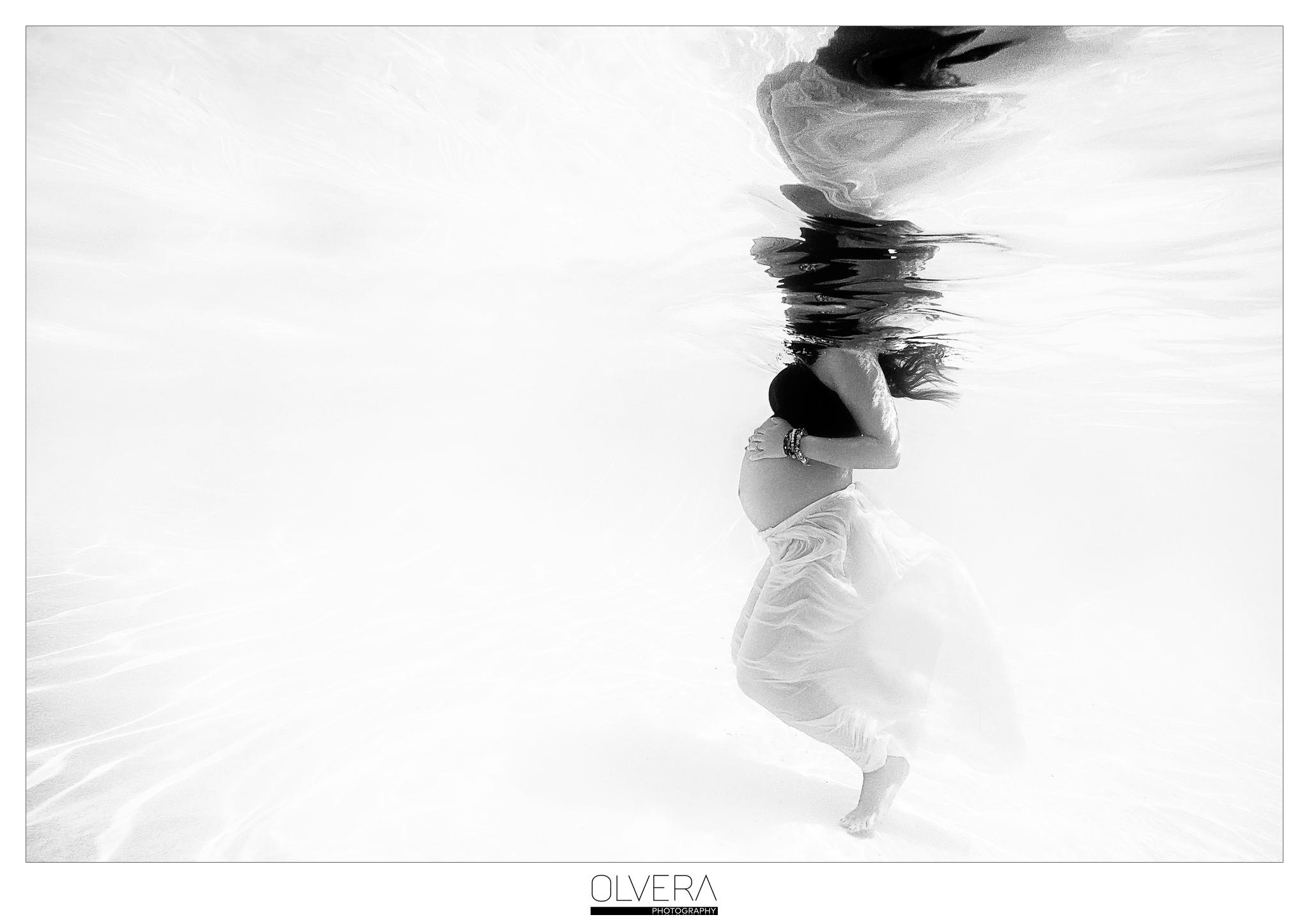 Yoga_underwater_maternity_commercial_editorial style_photography_san antonio,tx. 4