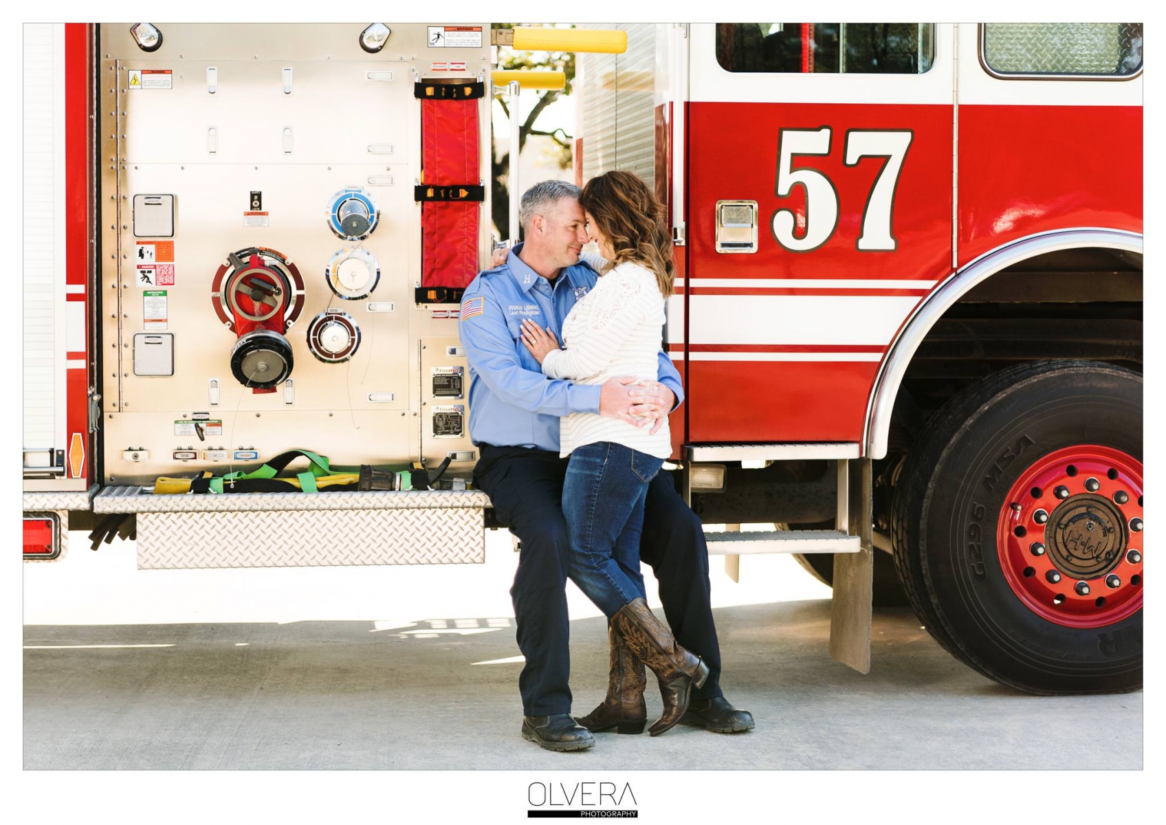 1-firefighter-themed-engagement-portraits_San-Antonio_wedding-photographer